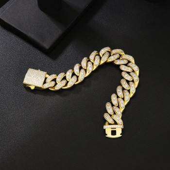 Iced Out 20mm Diamond Cuban Link Bracelet for Men