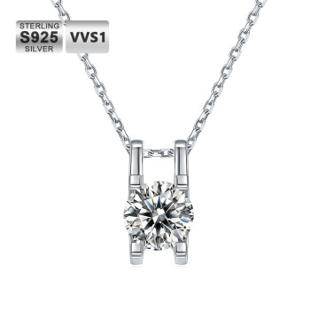 Lovely H 1.0 Carats VVS1 Moissanite Pendant Necklace for Women